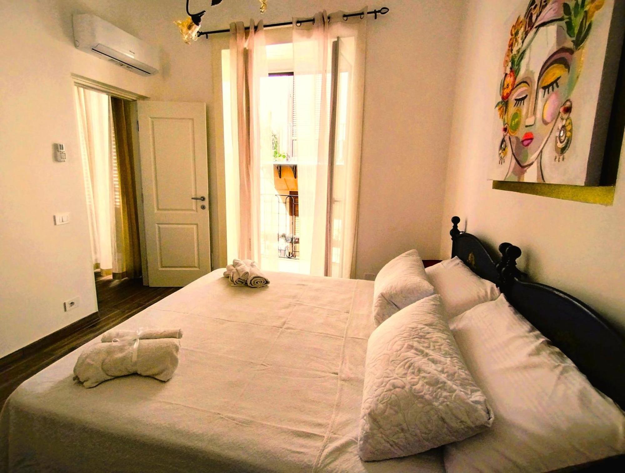 Domus Vetriera Apartment Palermo Bagian luar foto